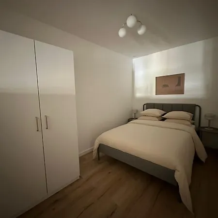 Apartamento 1- Nid Lumineux 2 Au Coeur D'ixelles *