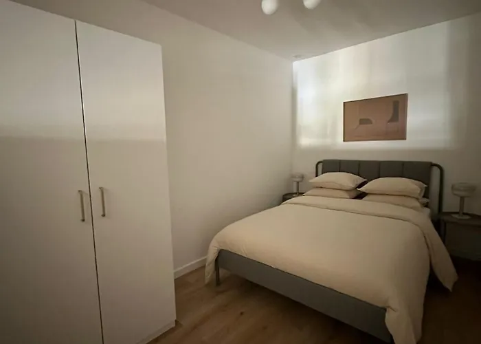 Appartement 1- Nid Lumineux 2 Au Coeur D'ixelles *